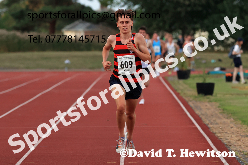 3000 metres, 2024 NEGP 6, Monkton Stadium,  Wednesday, August 14th.  Photo: David T. Hewitson/Sports for All Pics